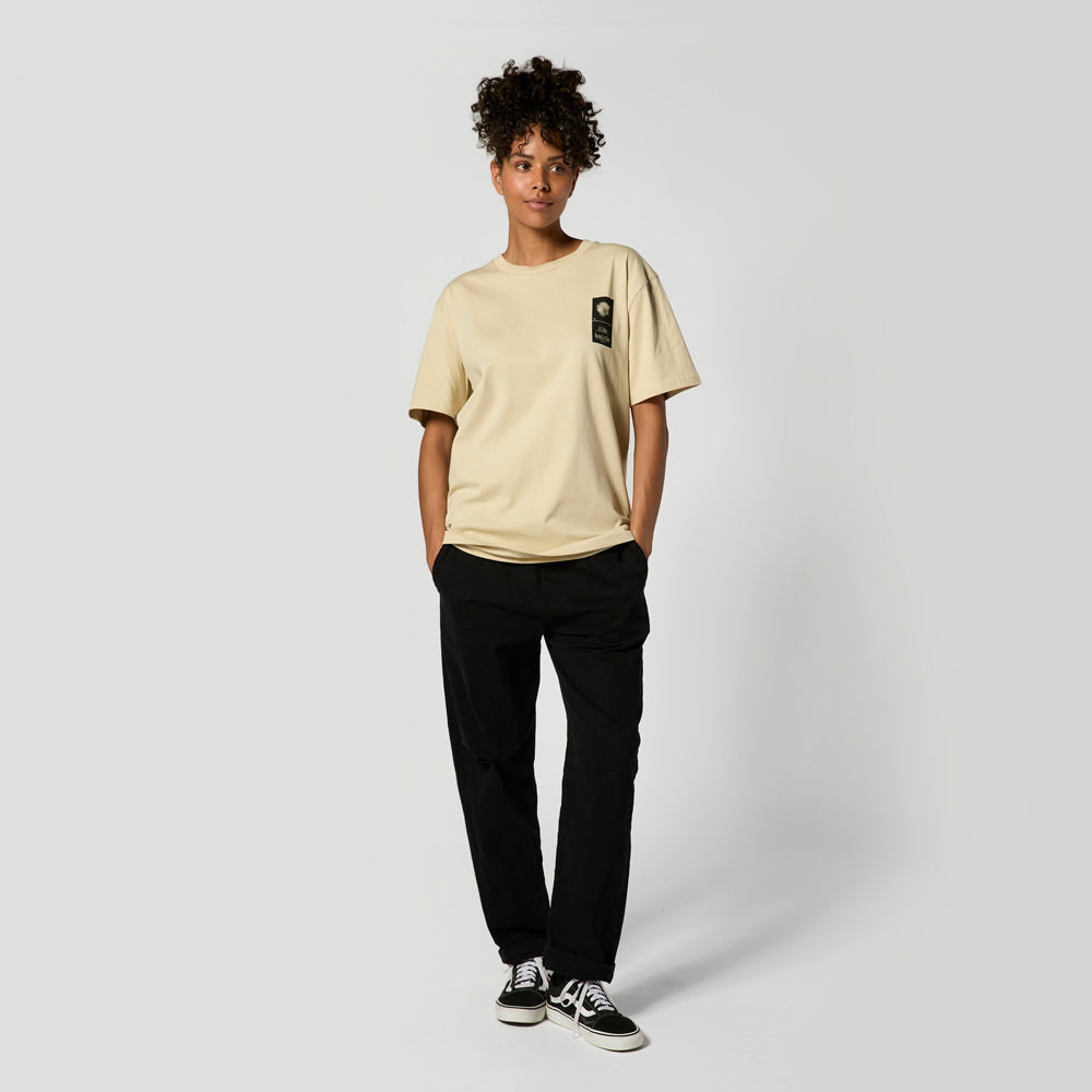 Mystic Pansy Tee t-shirt oversize kaki clair