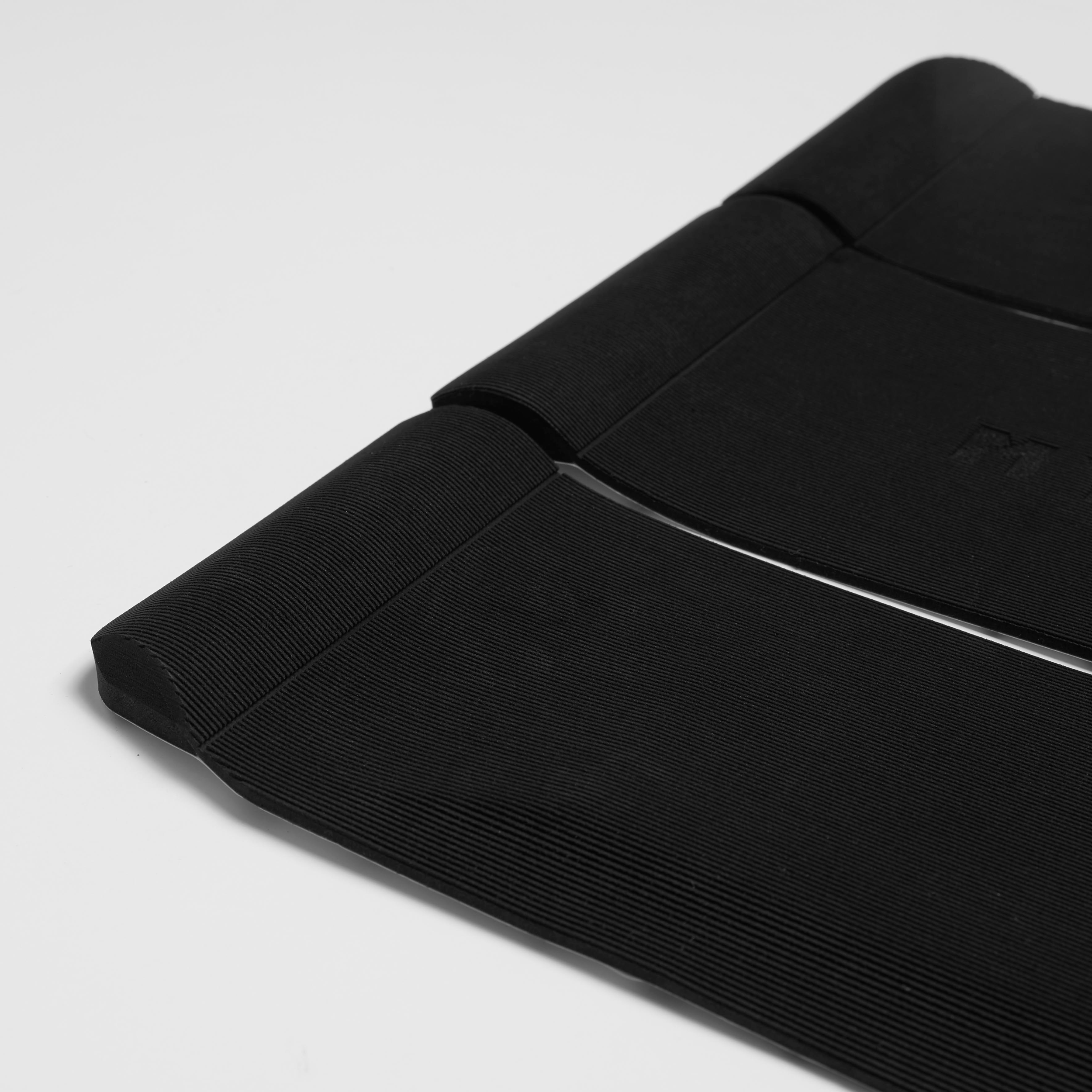 Mystic Sidekick Frontpad surf noir traction