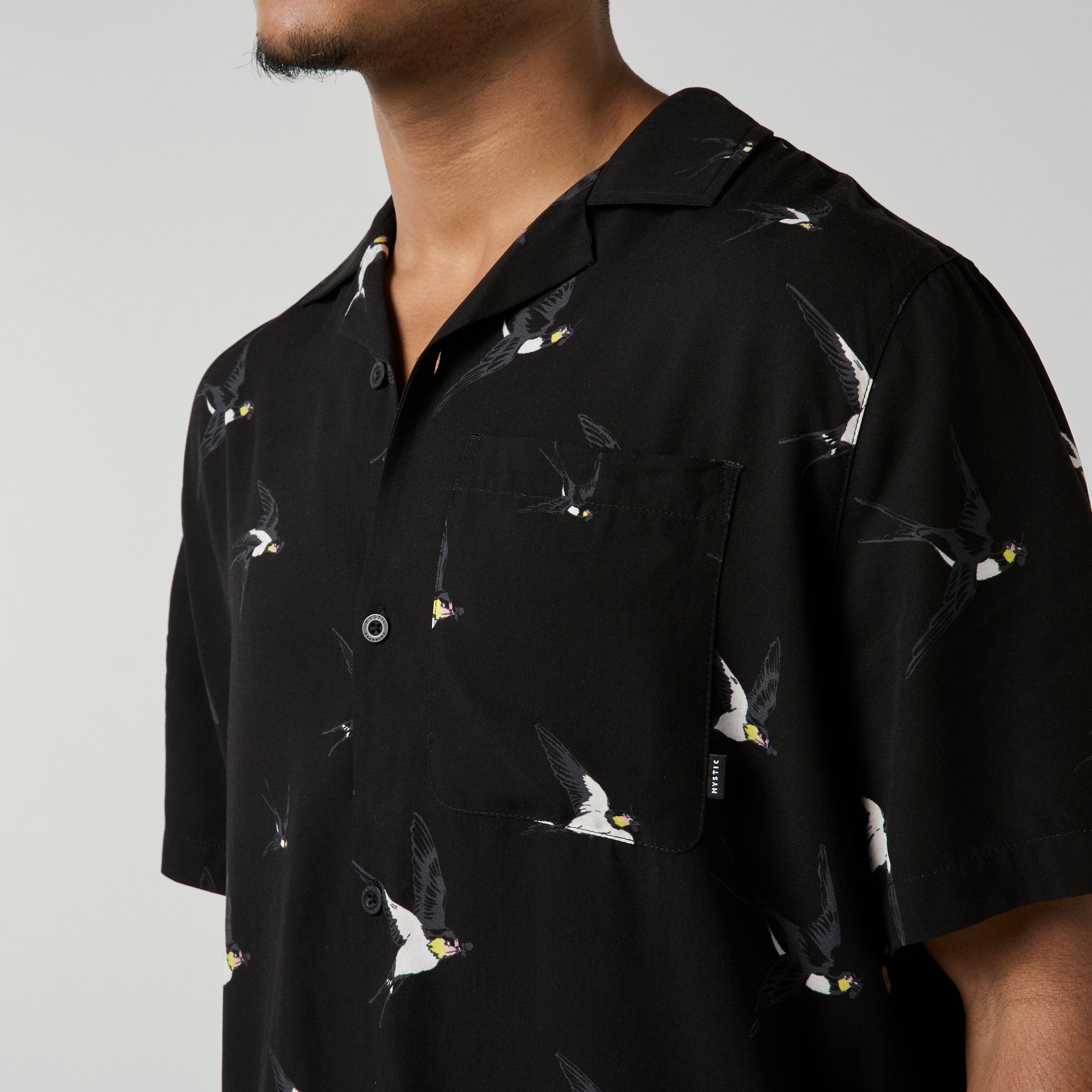 Mystic Ozzy Shirt chemise noire 100% rayonne