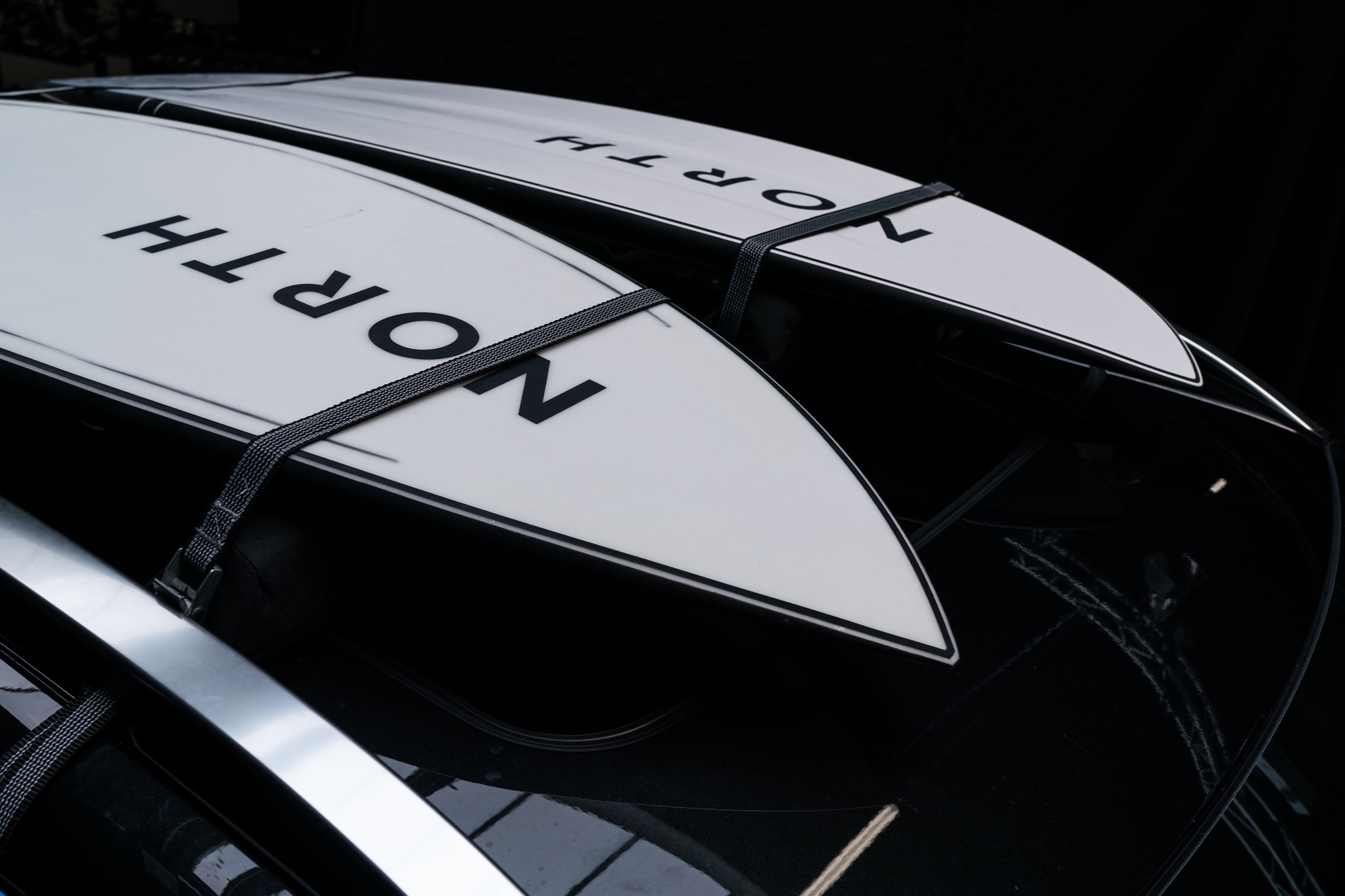 Mystic Roofrack System Double galerie toit noir 2 planches