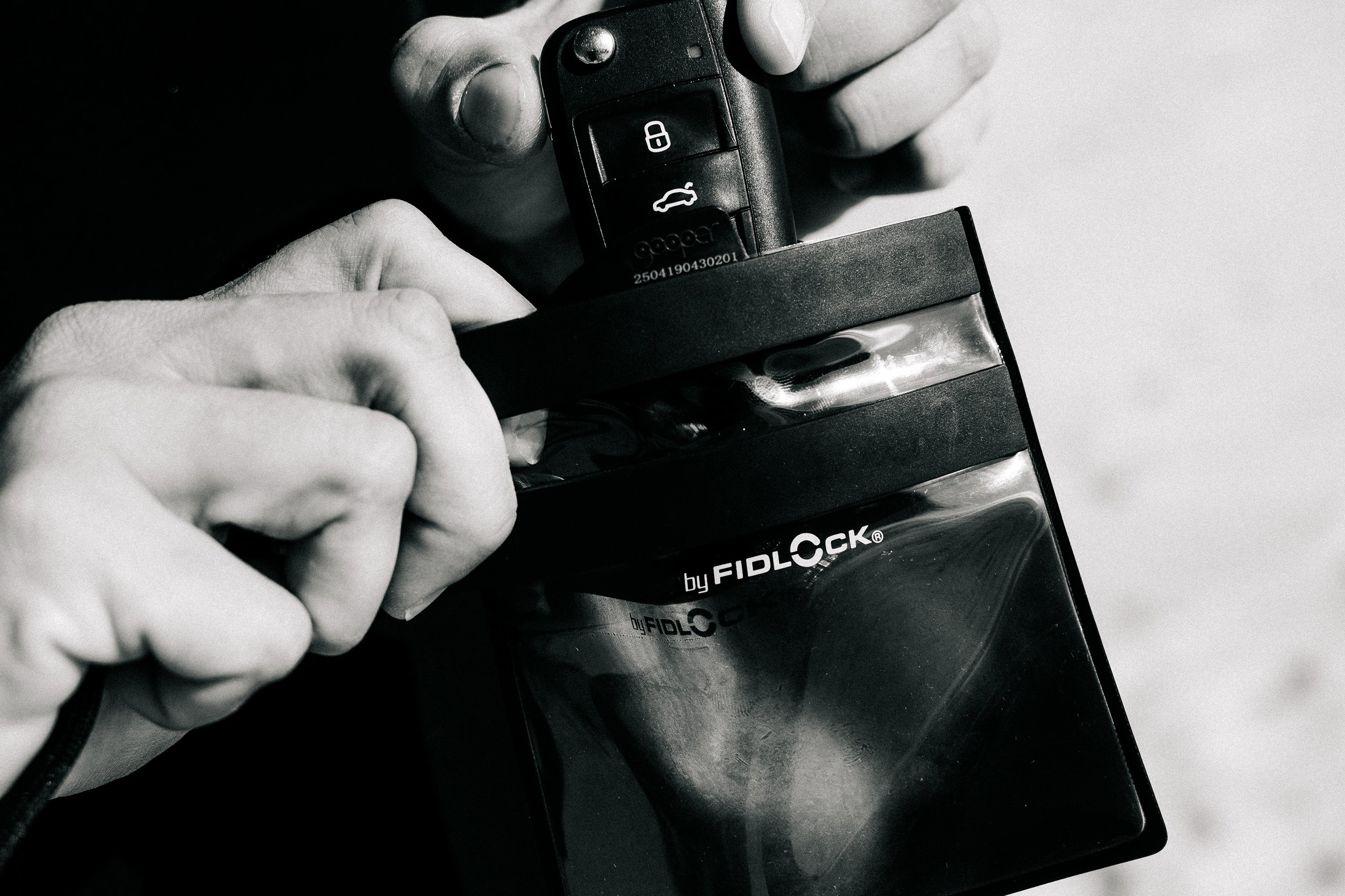 Mystic Keypouch DTS Fidlock pochette etanche noir
