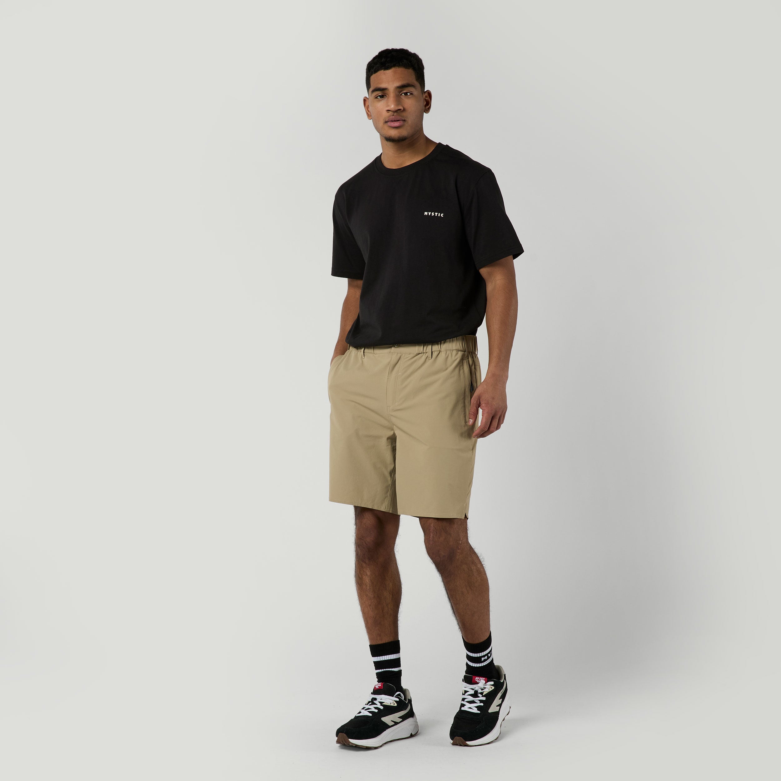 Mystic Endure Hybrid short homme stretch sable 19 pouces