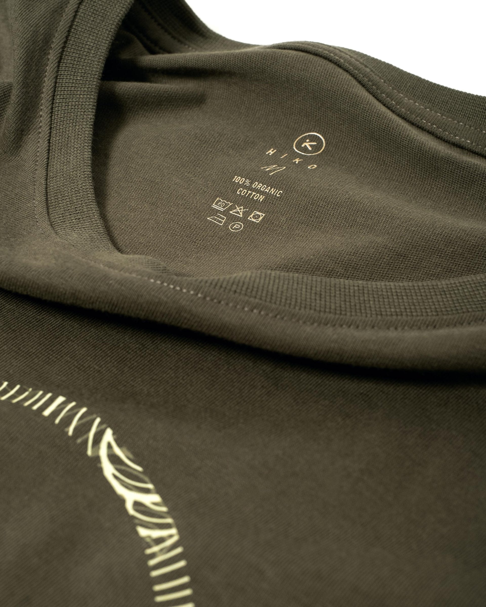 Hiko Icon t-shirt lifestyle noir