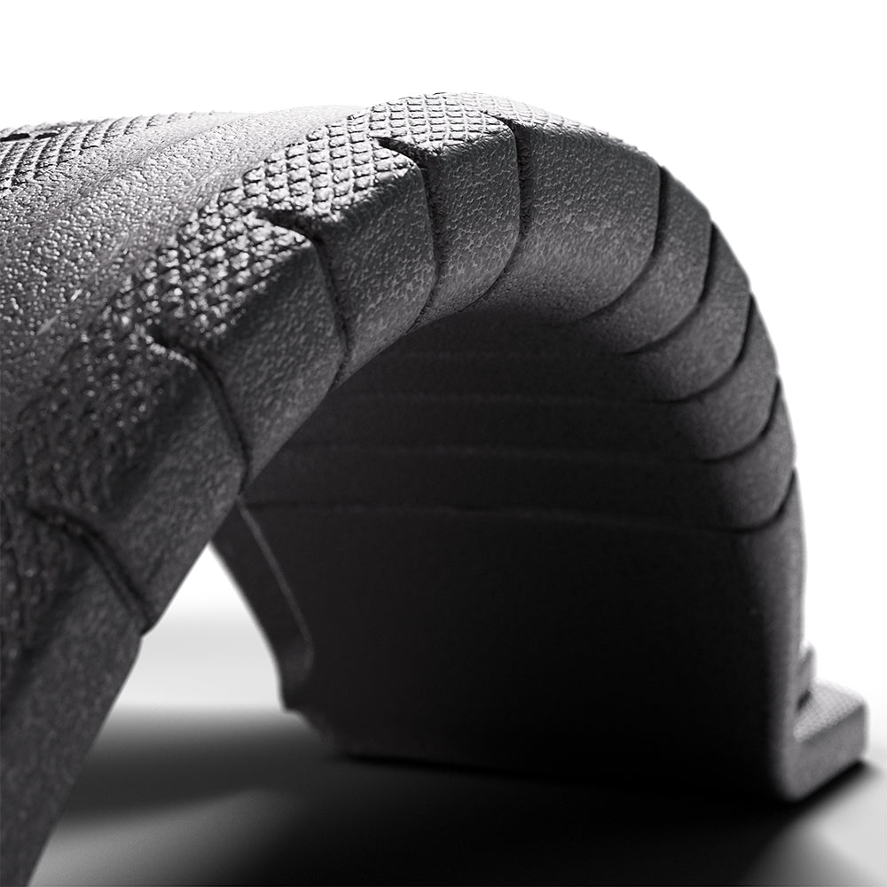 Mystic Foilboard V-Shape footstrap foil noir O/S 3D