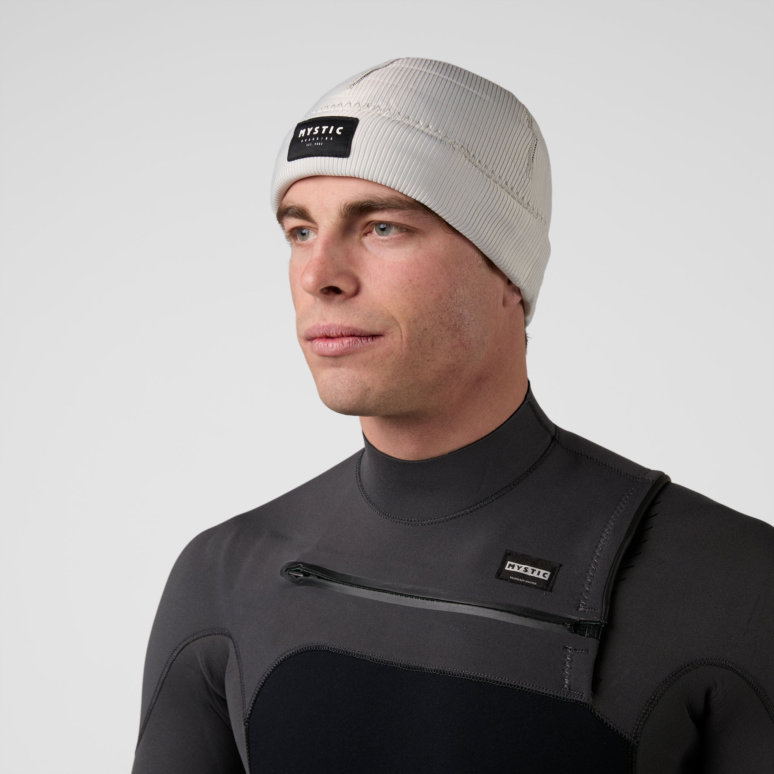 Mystic Beanie Neoprene 2mm bonnet noir chaud hiver