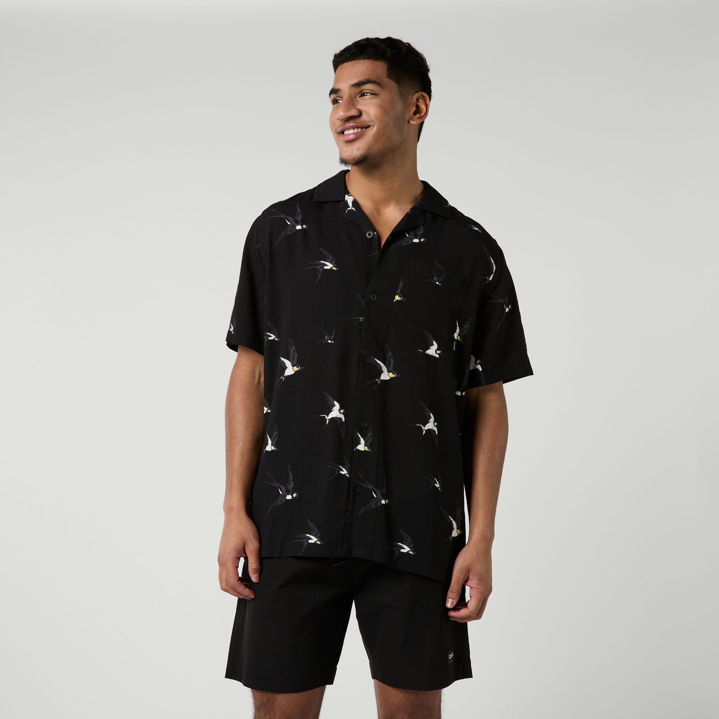 Mystic Ozzy Shirt chemise noire 100% rayonne