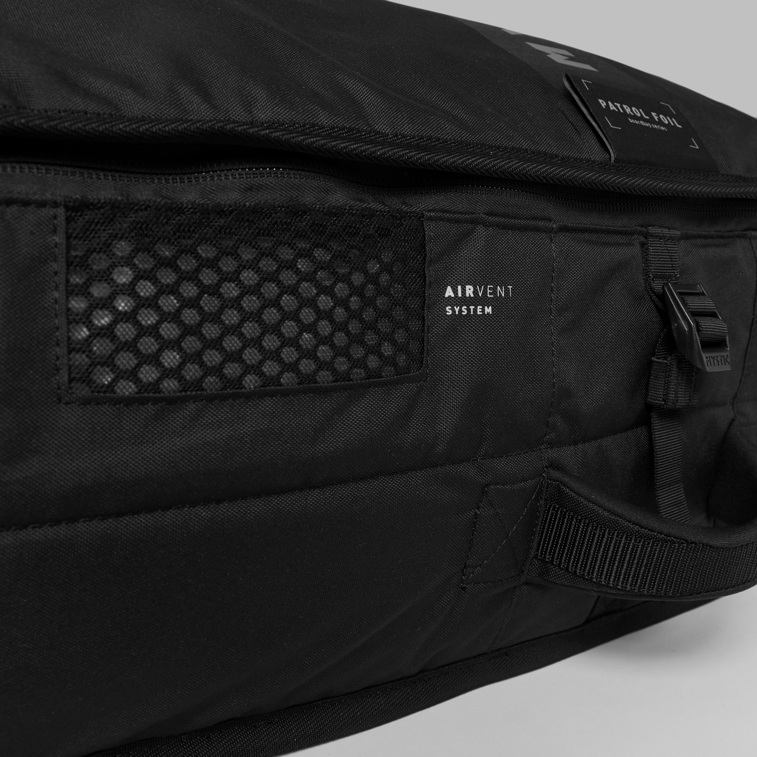 Mystic Patrol Boardbag Foil housse foil noir 5.6ft